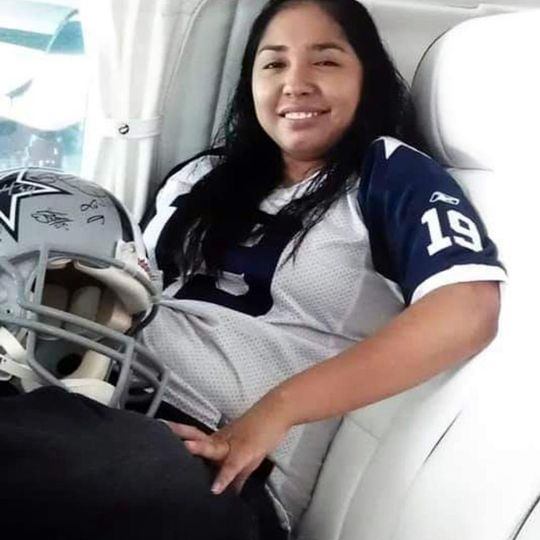 Iris Velasquez Iris Velasquez